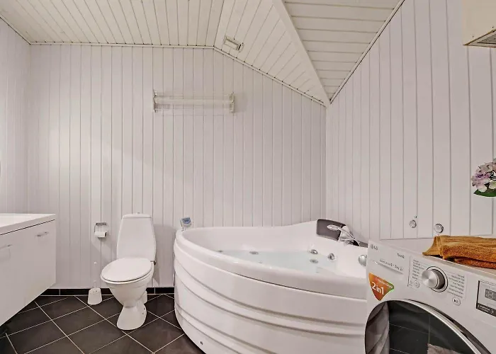 C11660-hemmet-tues-drowt-30 *